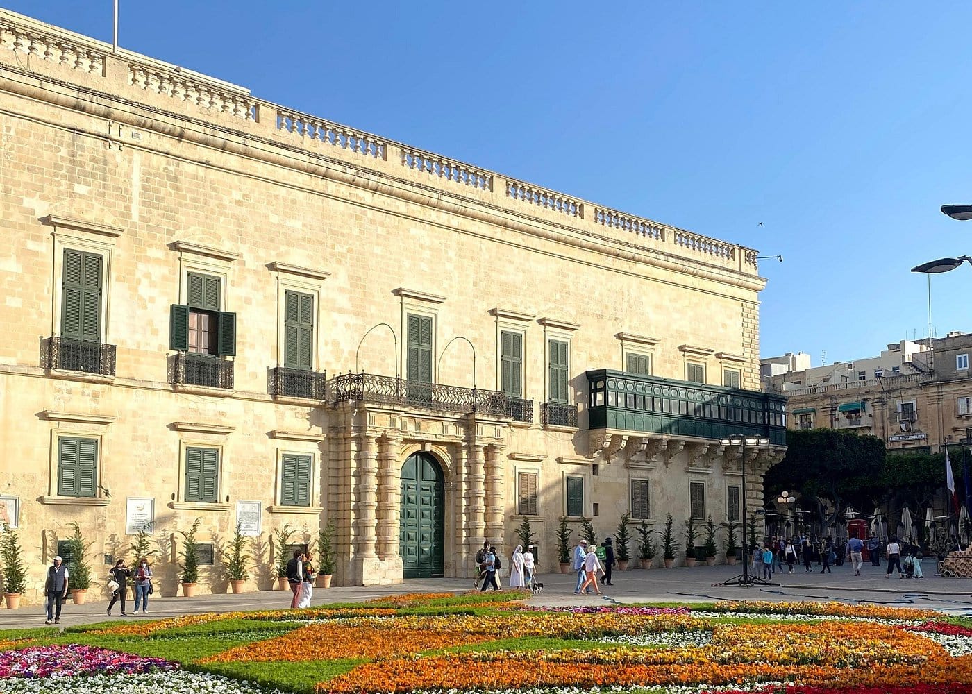 Cruise ship excursions in Valletta featuring a guided historic walking tour through the charming streets, with views of Baroque architecture and historic landmarks.