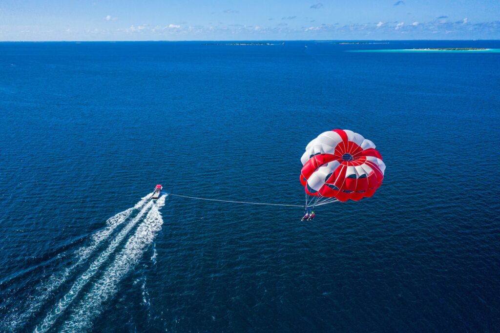 parasailing in Malta